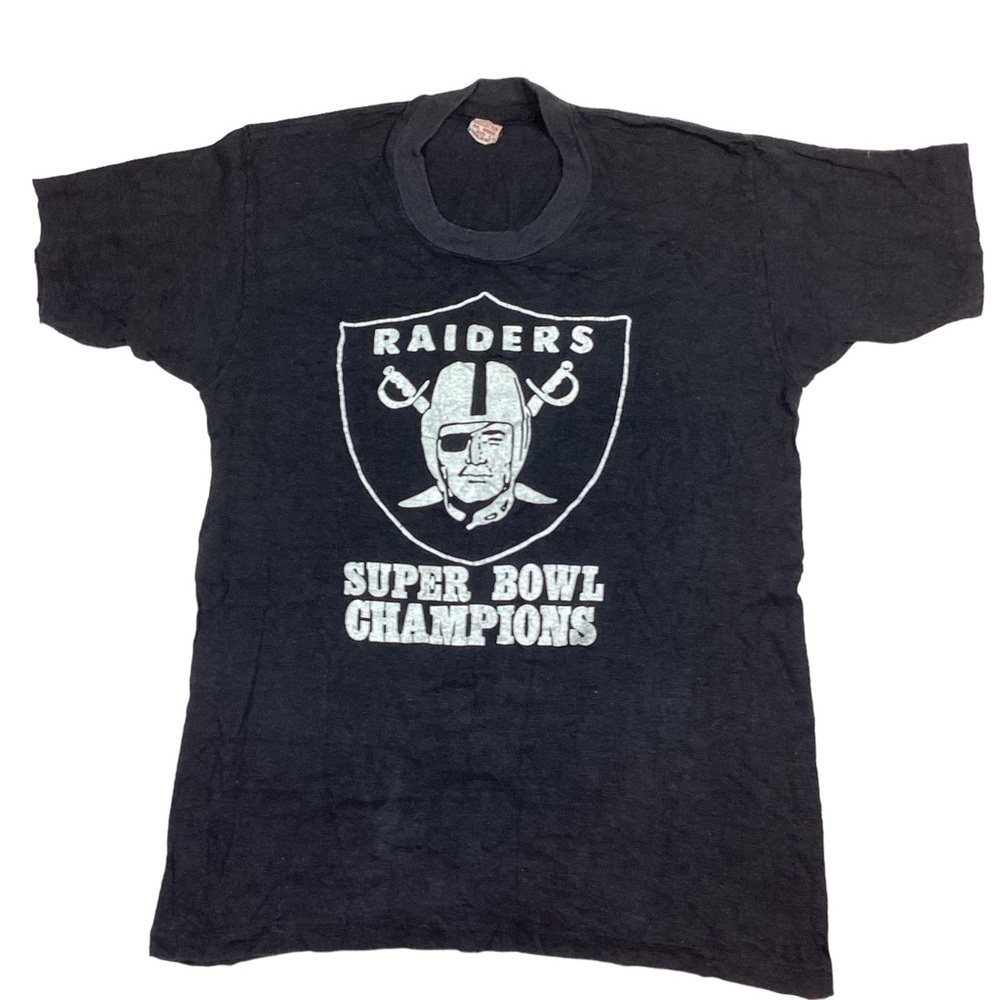 Vintage Oakland Raiders Super Bowl Champions single stitch T-shirt